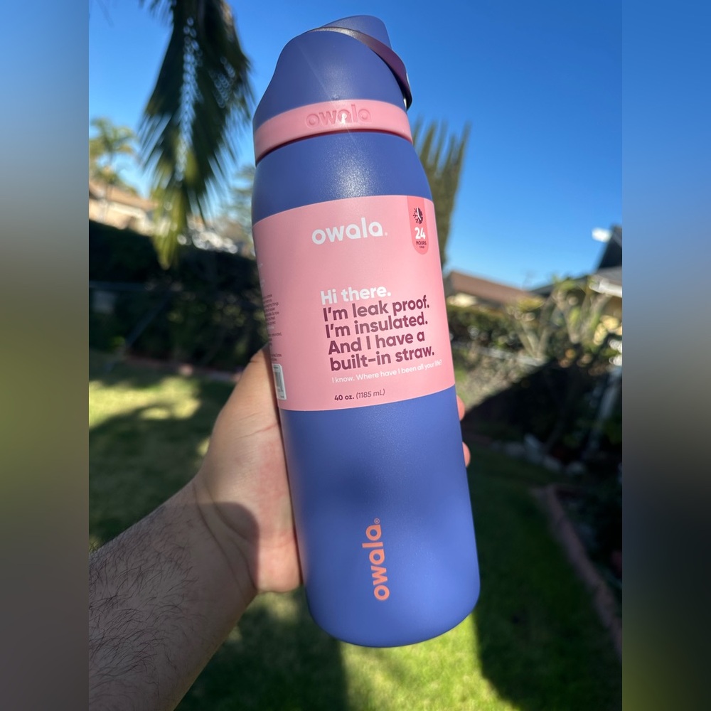 Owala FreeSip 40oz Blue Jay NEW!!!!
